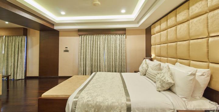 فندق فورتشن سيليكت جراند ريدج تيروباتي المظهر الخارجي الصورة A bedroom at the hotel
